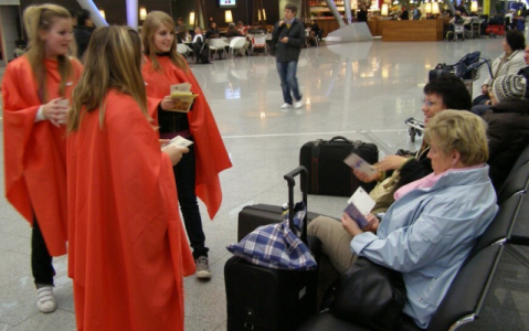 900-08-83-Flughafen-940×400